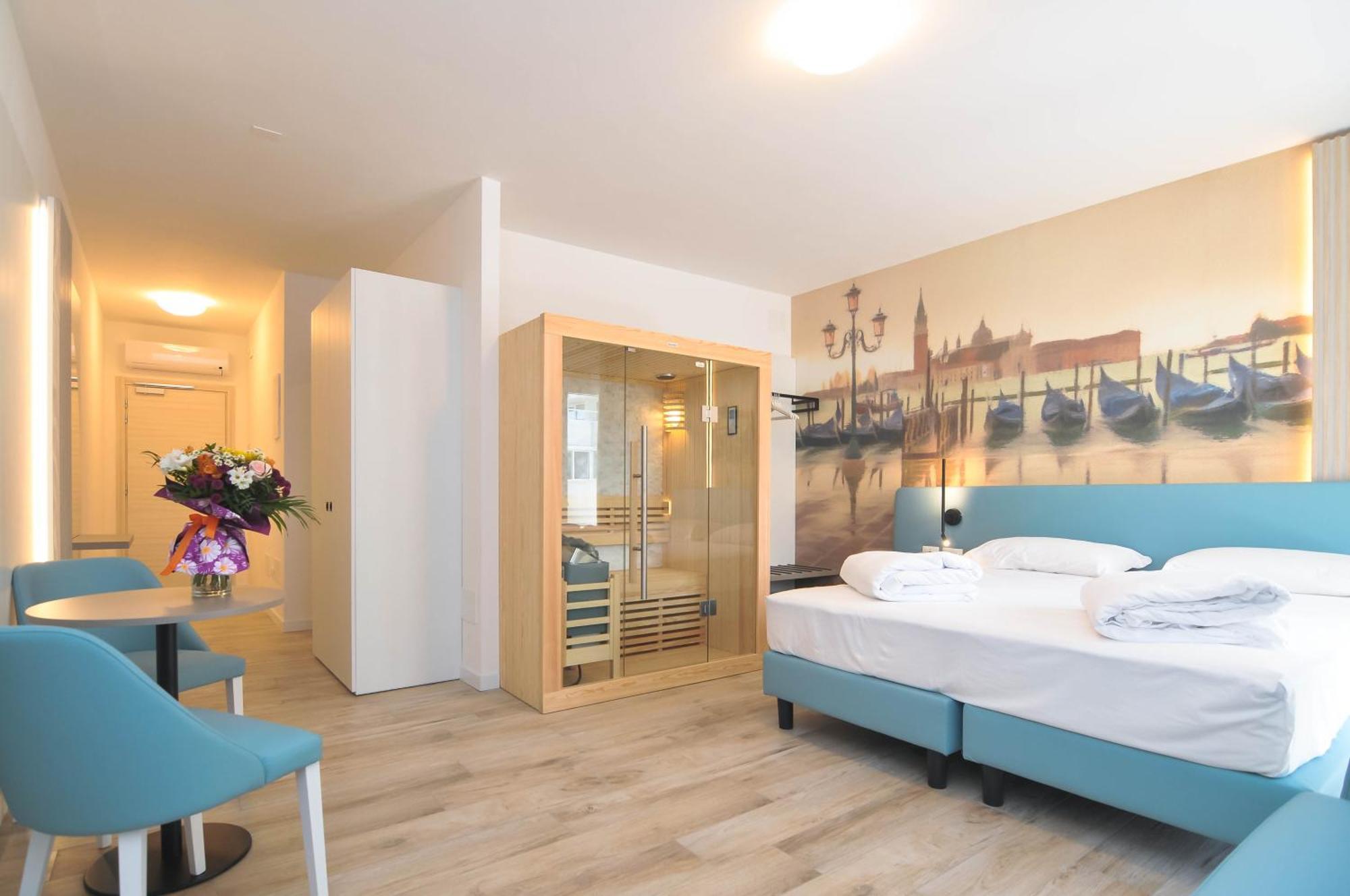 Marina Junior Suite 4 Stelle S Caorle Buitenkant foto