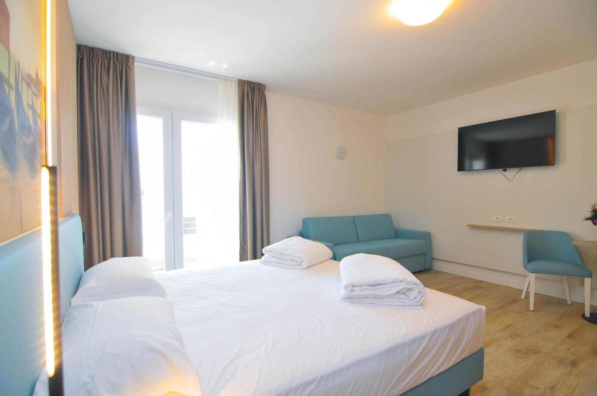 Marina Junior Suite 4 Stelle S Caorle Buitenkant foto