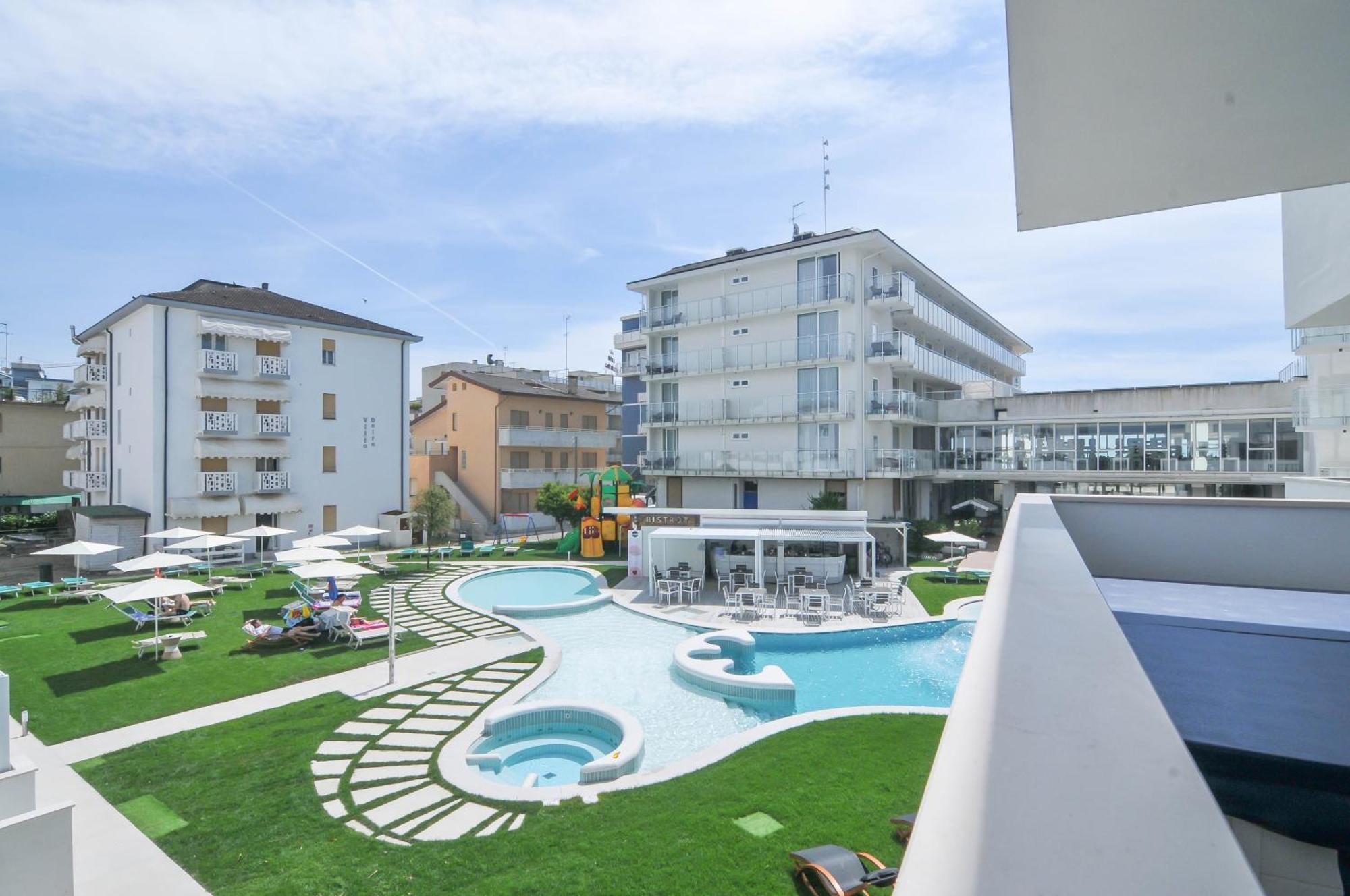 Marina Junior Suite 4 Stelle S Caorle Buitenkant foto