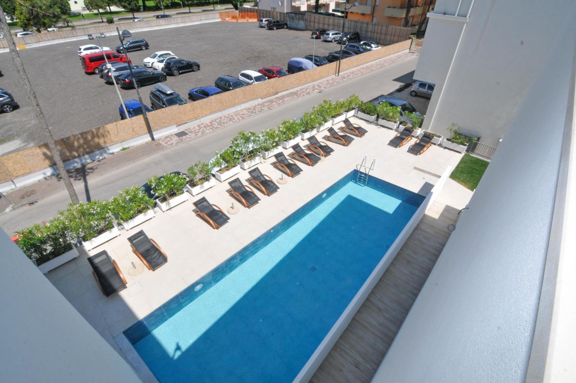 Marina Junior Suite 4 Stelle S Caorle Buitenkant foto