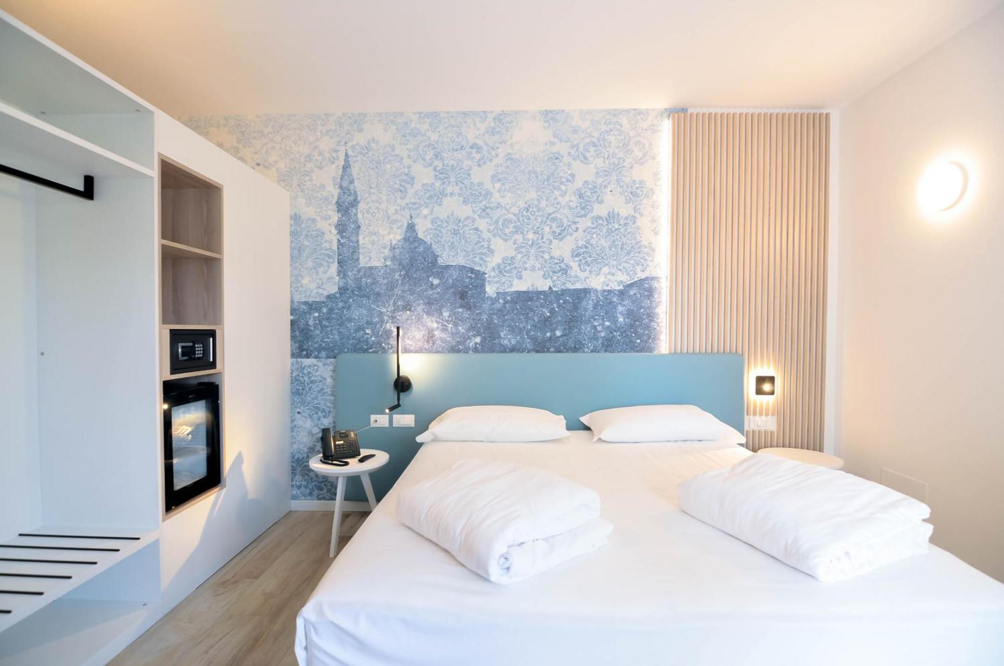 Marina Junior Suite 4 Stelle S Caorle Buitenkant foto