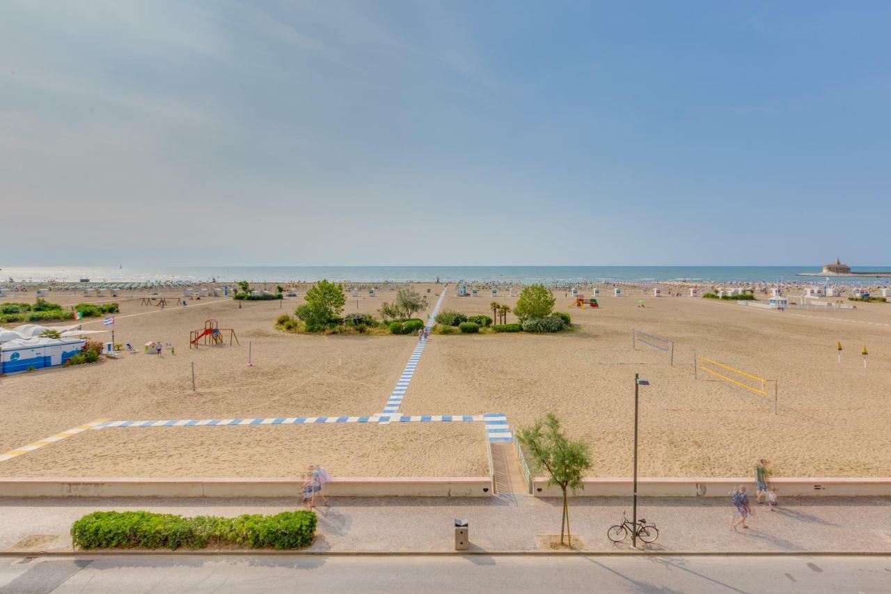 Marina Junior Suite 4 Stelle S Caorle Buitenkant foto